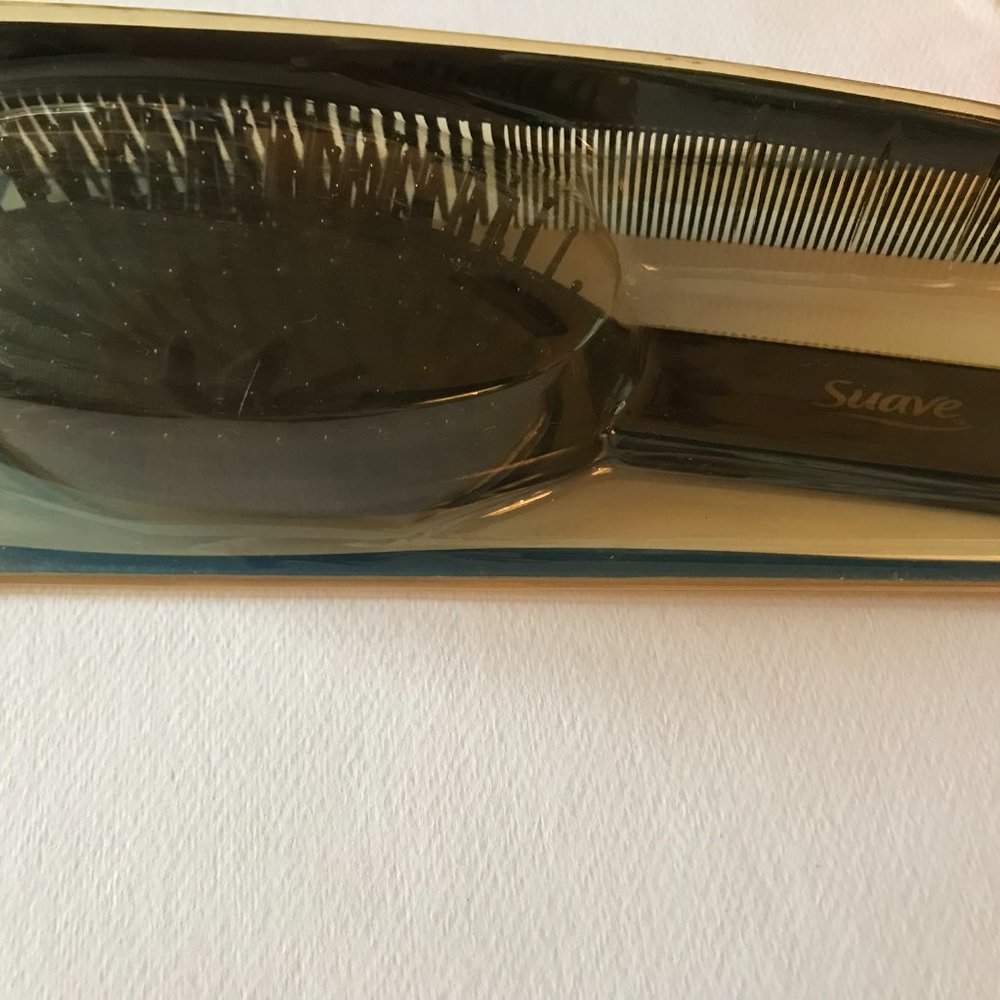 Suave-Hair brush and detangling comb